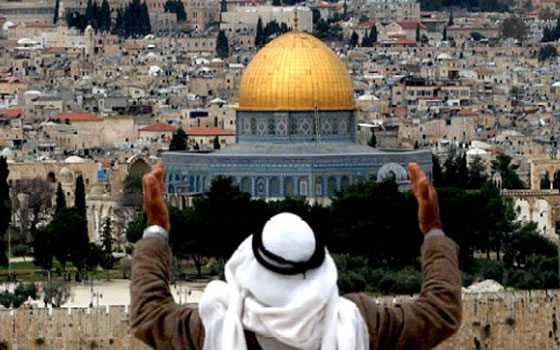 مصر اليوم - وقفة فلسطينية في القدس في ذكرى النكسة