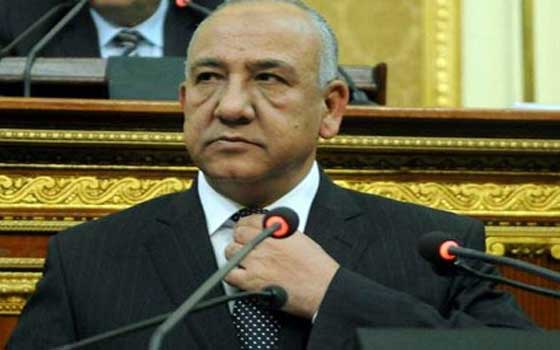   مصر اليوم - اجراءات أمنية مشدَّدة لحماية المواطنين اثناء حفل تنصيب الرئيس السيسي