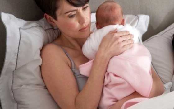   مصر اليوم - فيتامينات ضروريّة للأم بعد الولادة