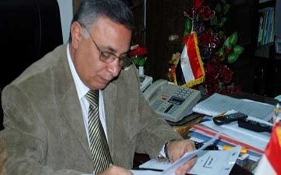   مصر اليوم - محافظ سوهاج يفتتح مركزًا للخدمة المتكاملة لراغبي مزاولة النَّشاط التجاريّ