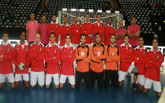  مصر اليوم - النَّقيب وهنداوي في قائمة منتخب مصر لمواجهة نجوم العالم لكرة اليد