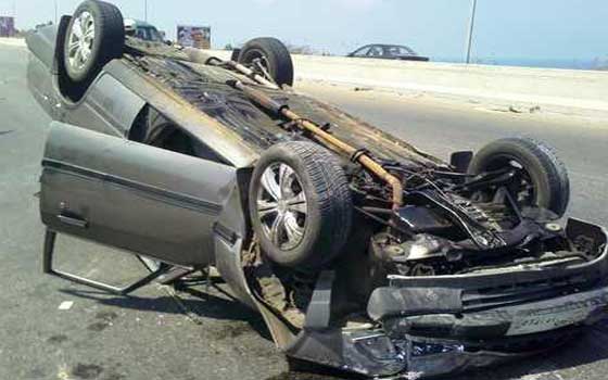 مصر اليوم - مقتل ضابطي شرطة وإصابة ثالث فى انقلاب سيارة في المنيا