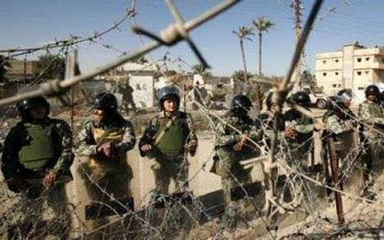 مصر اليوم - حرس الحدود تشارك في إنقاذ 11 شخصًا من الغرق في رأس غارب