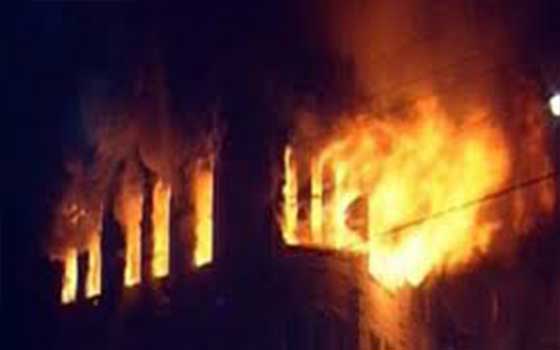   مصر اليوم - حريق هائل يلتهم محتويات منزل في محافظة البحيرة