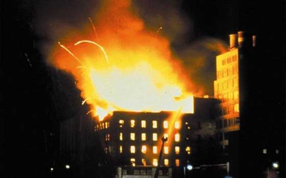   مصر اليوم - حريق هائل في أحد عمارات الأوقاف في أسيوط