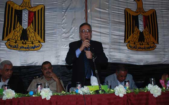   مصر اليوم - محافظ سوهاج يشهد حفل تصالح بين عائلتين في المنشاة