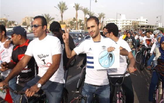 مصر اليوم - حركة Tomorrow في السويس تدين واقعة التحرش بفتاة التحرير