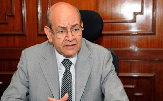 مصر اليوم - الجيزة تصرف إعانة لعاملي نظافة إثر إصابتهما أثناء تأدية العمل