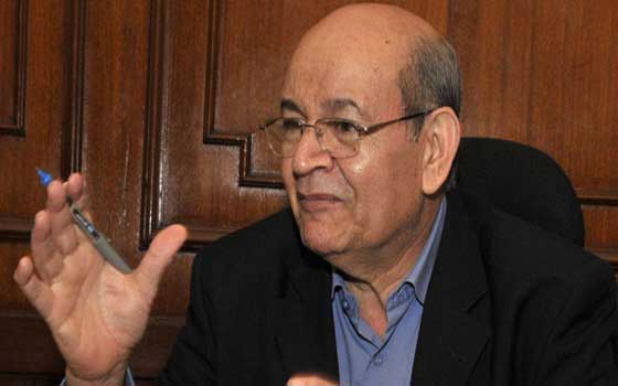 مصر اليوم - محافظ الجيزة : رفع الاشغالات و الباعة الجائلين من ميدان الجيزة