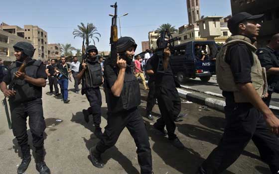   مصر اليوم - مساعد وزير الداخلية  يكشف إحباط مخططات لإفساد احتفالات الشعب بتنصيب الرئيس