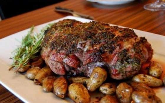   مصر اليوم - تحضير كتف الخروف المحشي