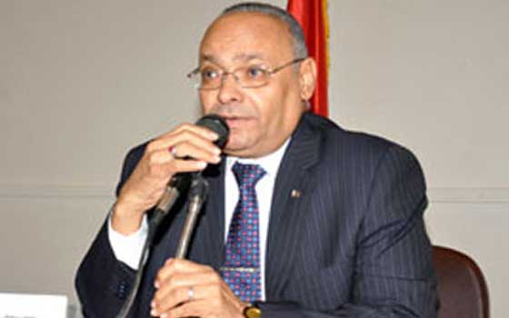 مصر اليوم - محافظ بني سويف يأمر بإزالة إشغالات السكة الحديد