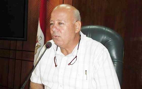   مصر اليوم - محافظ بورسعيد يُقرّر بدء العمل في السابعة صباحًا