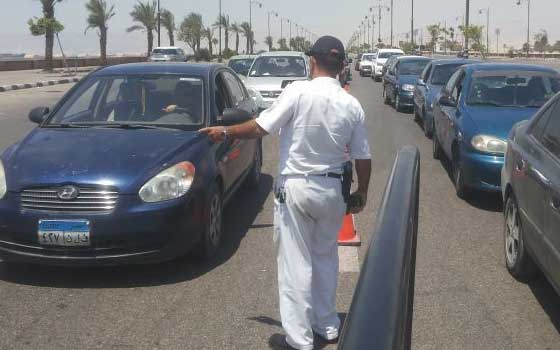 مصر اليوم - 2045 مخالفة مرور في السويس خلال 24 ساعة