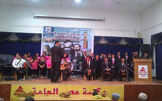   مصر اليوم - تكريم كابتن غزاليّ خلال مهرجان غنائيّ في بورسيعد