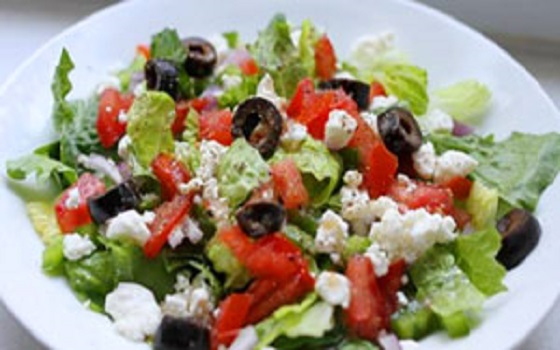   مصر اليوم - جبن قريش مع الطماطم والخيار