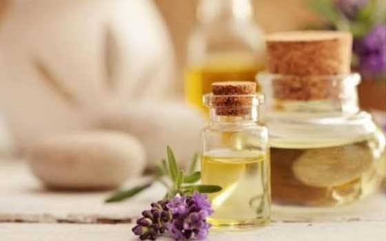   مصر اليوم - خلطة زيت اللوز واللافندر لتدليك جسمك