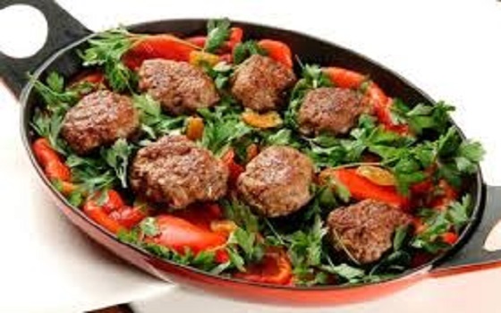   مصر اليوم - كرات اللحم مع الأعشاب والفلفل