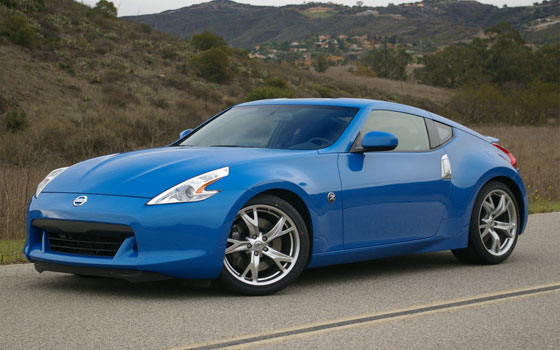   مصر اليوم - نيسان تطلق 370Z نيسمو 2015 بتعديلات جديدة