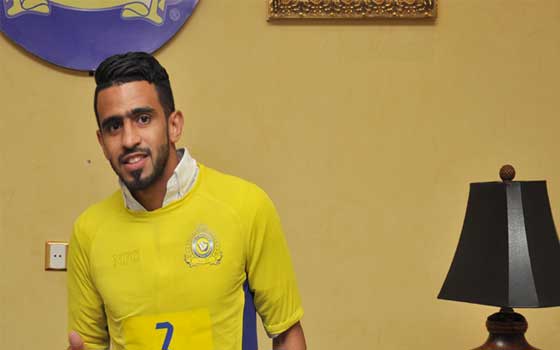   مصر اليوم - عبدالرحيم جيزاوي يفكر في الرحيل عن النصر السعودي