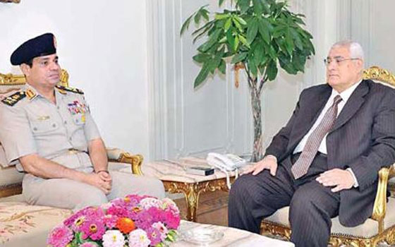   مصر اليوم - مصدر سيادي يؤكّد أحقيّة ممارسة منصور صلاحياته لحين أداء السيسي اليمين الدستوريَّة