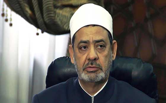   مصر اليوم - شيخ الأزهر والمُفتي يحضران حفل تنصيب السيسي