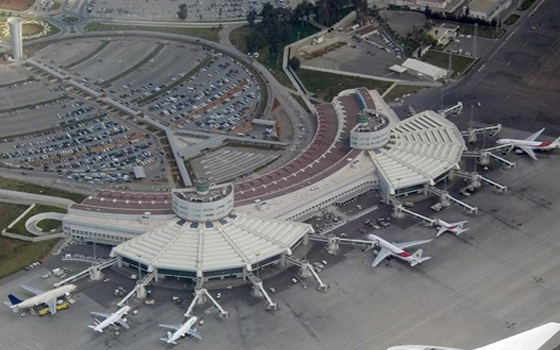   مصر اليوم - طيار يهبط اضطراريًا في مطار وهران الجزائري لإسعاف راكب مغربي توفي بأزمة قلبية