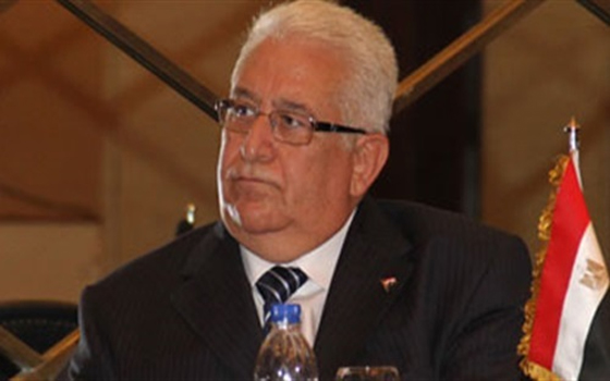   مصر اليوم - وزير التنمية المحليّة الأسبق يتوقّع استمرار حكومة محلب