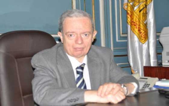   مصر اليوم - رئيس جامعة عين شمس يرسل برقيَّة شكر  إلى عدلي منصور