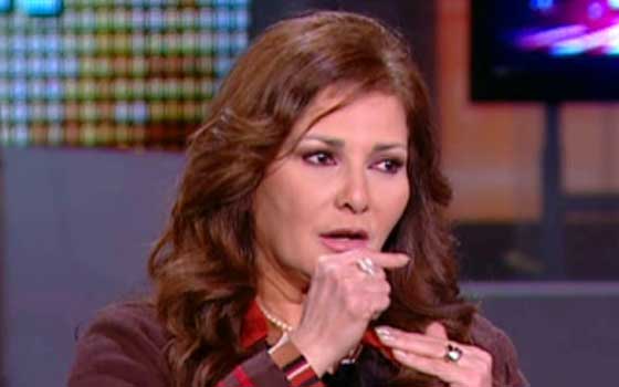   مصر اليوم - آثار الحكيم تُحرر محضرًا ضد رامز جلال بسبب برامج المقالب