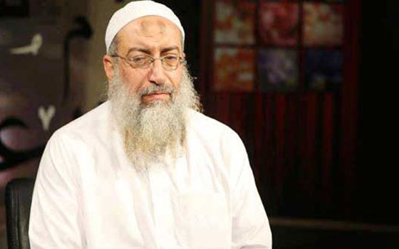   مصر اليوم - برهامي يرى أنَّ مواقع التواصل تشكل تهديداً ويحقُّ للداخليَّة متابعتها