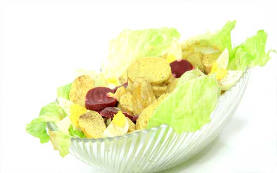   مصر اليوم - سلطة بطاطس بالبنجر