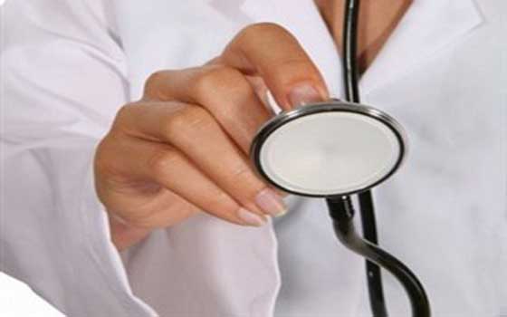   مصر اليوم - تغريم طبيبة إيطالية 150 ألف يورو لفشلها في اكتشاف ورم سرطاني