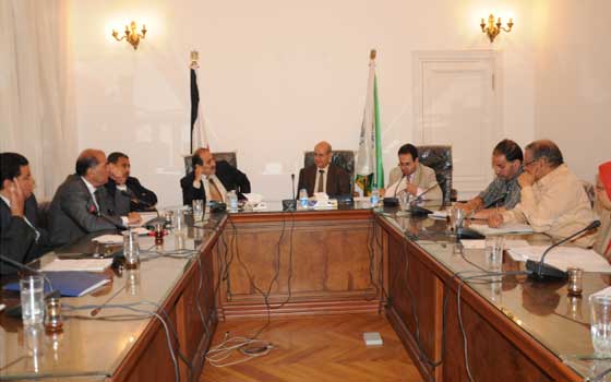   مصر اليوم - 50 مليون جنيّه مستحقات محافظة الجيّزة لدى شركات الإعلانات