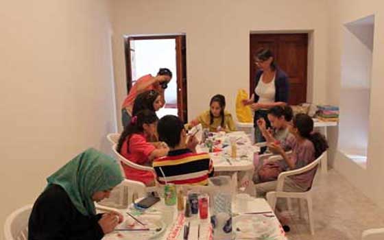   مصر اليوم - إدارة الفنون في الشارقة تنظم ورشًا بعنوان رسم الطبيعة