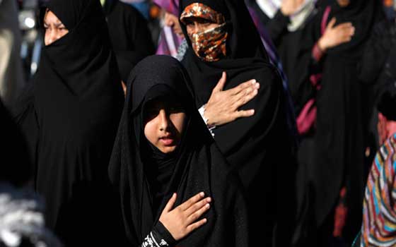   مصر اليوم - إسلام 971 رجلاً و  535  امرأة في بريدة