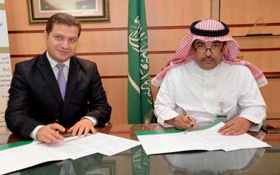   مصر اليوم - صحة الشرقية السعودية توقع اتفاقية لتدريب أطباء زراعة الأسنان