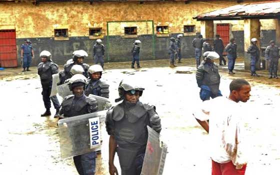   مصر اليوم - فرار أكثر من 300 سجين في شرق الكونغو الديموقراطية