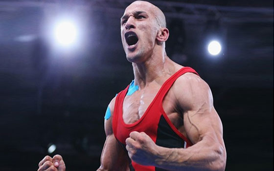   مصر اليوم - الاتِّحاد المصريّ للمصارعة يضع برنامجًا قويًّا لإعداد كرم جابر للأولمبياد