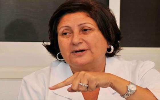   مصر اليوم - الحبس شهر وغرامة 10 آلاف جنيه للنائبة السابقة مؤمنة كامل