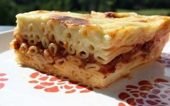   مصر اليوم - تحضير اللازانيا باللحمة والبشاميل