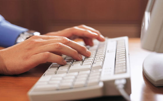   مصر اليوم - مباحث الإنترنت تؤكد أن المراقبة تتضمن الصفحات العامَّة فقط