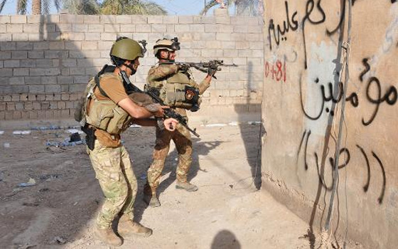   مصر اليوم - قوات الأمن العراقية تبدأ عملية لتحرير الرهائن داخل جامعة الأنبار