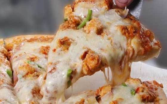   مصر اليوم - تحضير بيتزا دجاج لايت