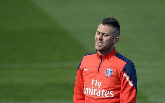   مصر اليوم - مينيز واليكس من باريس سان جرمان إلى ميلان