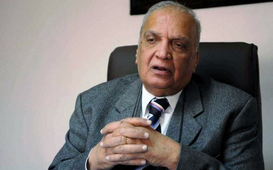   مصر اليوم - فقيه دستوريّ يؤكّد أحقية عدلي منصور في العودة إلى الدستوريَّة