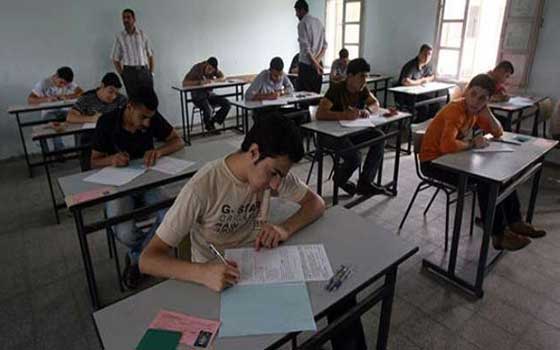 مصر اليوم - بدء أولى امتحانات النظام الجديد للثانوية العامة في السويس