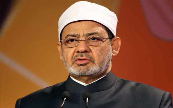   مصر اليوم - الإمام أحمد الطيب ووزير الإتصالات يطلقان بانوراما تراث الأزهر