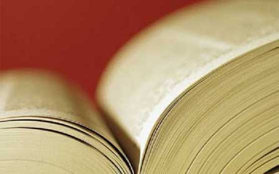   مصر اليوم - خبراء دوليون يرصدون الوجوه المتعددة للإرهاب في كتاب