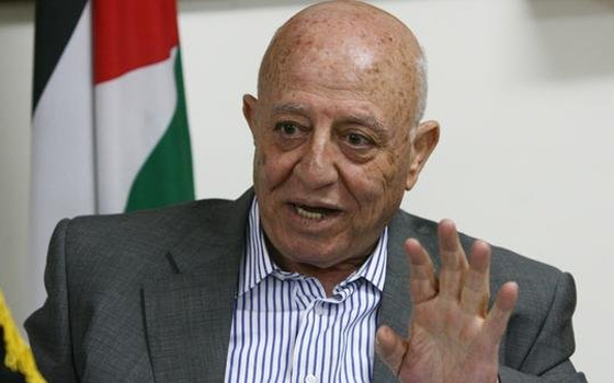   مصر اليوم - أحمد قريع: مراسم تسليم السلطة وخطاب السيسي أثلجا صدور العرب